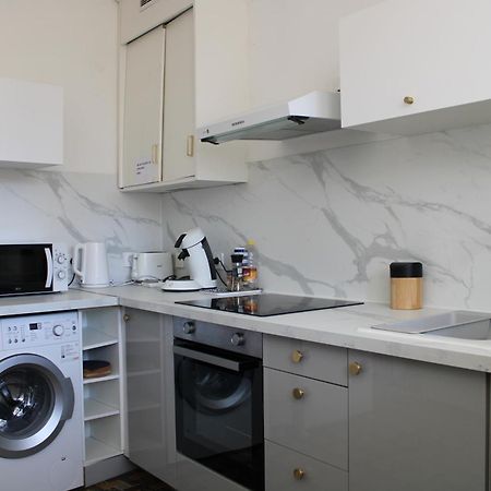 Superbe Appartement Avec Parking Sur Place Nîmes Zewnętrze zdjęcie