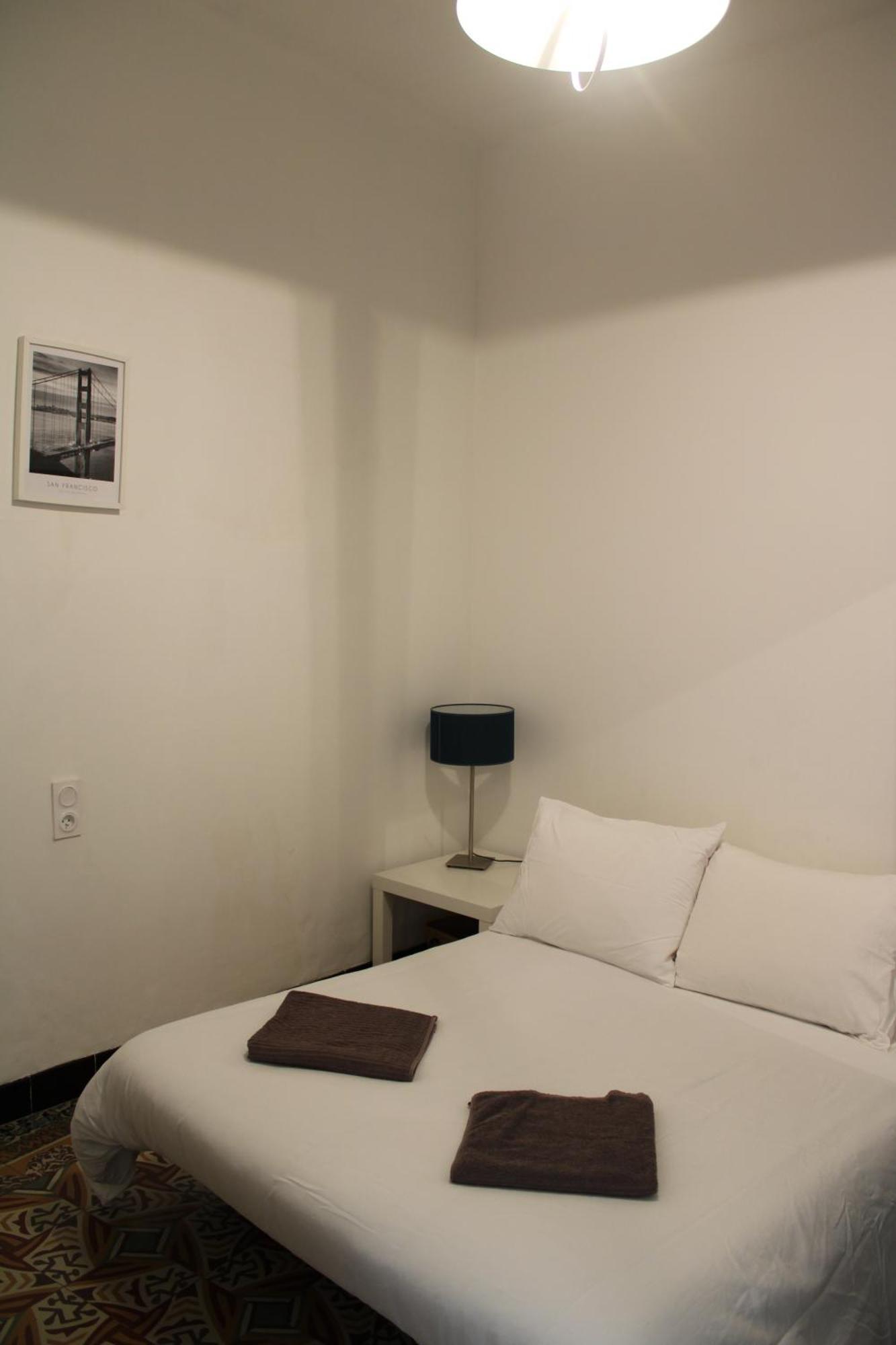 Superbe Appartement Avec Parking Sur Place Nîmes Zewnętrze zdjęcie