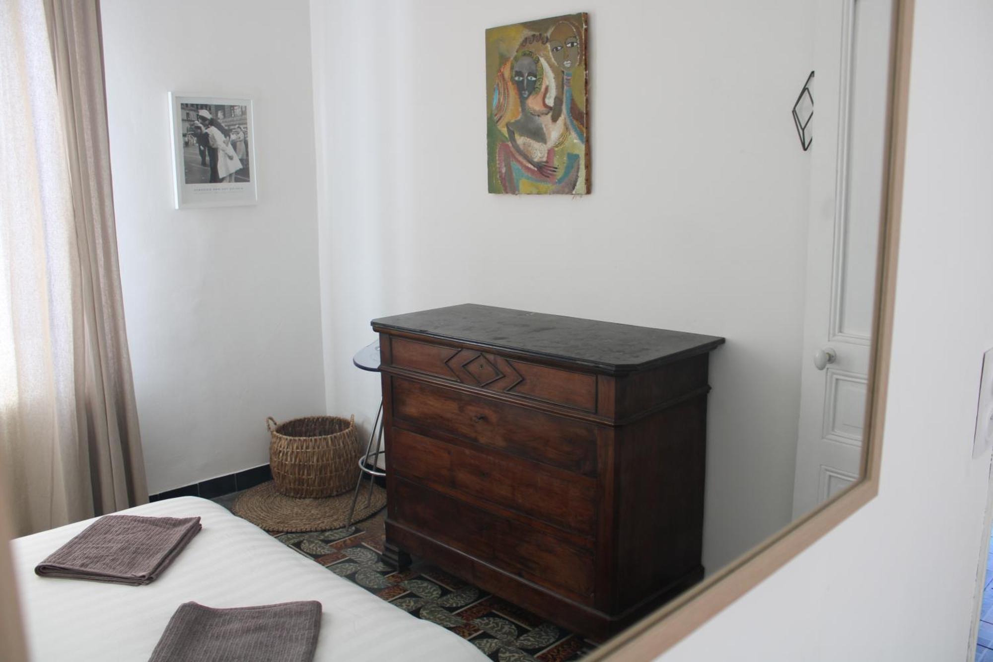 Superbe Appartement Avec Parking Sur Place Nîmes Zewnętrze zdjęcie